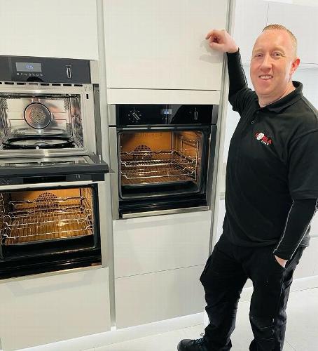 How Often Should I Get My Oven Professionally Cleaned? Find out how often you should have your oven cleaned, the signs it may be overdue and why regular professional cleaning can make a difference.